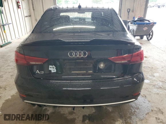 2017 Audi A3 Premium z VIN WAUAUGFFXH1051635, wystawiony jako Copart lot #56607485 z przebiegiem 133 659 mil mil oraz Szkody całkowita. Historia ofert i sprzedaży dostępna na DreamBid. Obrazek 6.