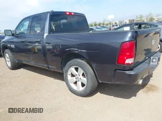 2013 Ram 1500 Express с VIN 1C6RR6FT5DS588271, выставлен на аукционе IAAI как лот 41993625 с пробегом 221 673 миль миль и . История ставок и продаж доступна на DreamBid. Изображение 3.