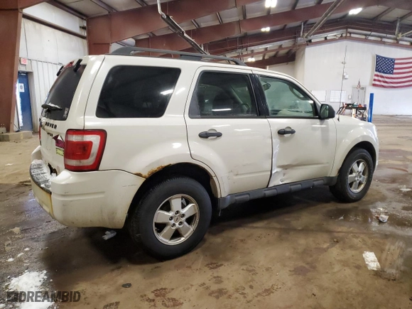 2010 Ford Escape XLT with VIN 1FMCU9D76AKD14542, listed as a Copart auction lot 43525125 with 202,601 mi miles and Clean Title. Bid and sale history available at carsss.com. Image 3.