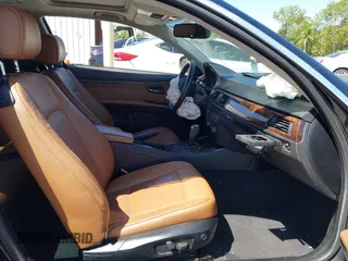 2010 BMW 3 Series 328i with VIN WBAWV1C58AP124385, listed as a IAAI auction lot 41761958 with 197,944 mi miles. Bid and sale history available at carsss.com. Image 5.