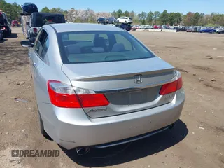 2015 Honda Accord Sport with VIN 1HGCR2F52FA029201, listed as a IAAI auction lot 42135014 with 203,855 mi miles and . Bid and sale history available at DreamBid. Image 16.