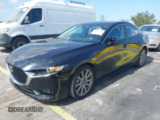 2024 Mazda 3 S Preferred с VIN 3MZBPACM1RM415733, выставлен на аукционе IAAI как лот 42308136 с пробегом 25 370 миль миль и . История ставок и продаж доступна на DreamBid. Изображение 17.
