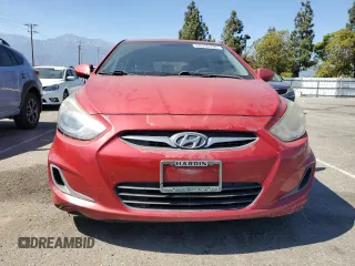 2014 Hyundai Accent GS z VIN KMHCT5AE8EU156715, wystawiony jako Copart lot #58159135 z przebiegiem 183 247 mil mil oraz Czysty tytuł • Clean title. Historia ofert i sprzedaży dostępna na DreamBid. Obrazek 5.
