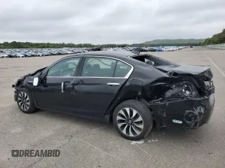 2015 Honda Accord Touring with VIN 1HGCR6F73FA013212, listed as a Copart auction lot 58341045 with 183,225 mi miles and Salvage title. Bid and sale history available at DreamBid. Image 2.