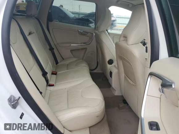 2014 Volvo XC60 3.2L z VIN YV4952DL1E2517521, wystawiony jako Copart lot #52708663 z przebiegiem 92 036 mil mil oraz Szkoda całkowita • Salvage title. Historia ofert i sprzedaży dostępna na DreamBid. Obrazek 11.