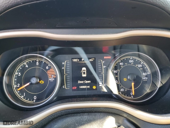 2017 Jeep Cherokee Latitude with VIN 1C4PJMCB5HD230492, listed as a Copart auction lot 42610215 with 140,923 mi miles and Salvage Title. Bid and sale history available at carsss.com. Image 9.