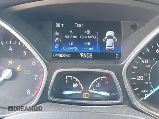 2017 Ford Escape SE with VIN 1FMCU9G91HUA59715, listed as a IAAI auction lot 41876126 with 44,929 mi miles. Bid and sale history available at carsss.com. Image 7.