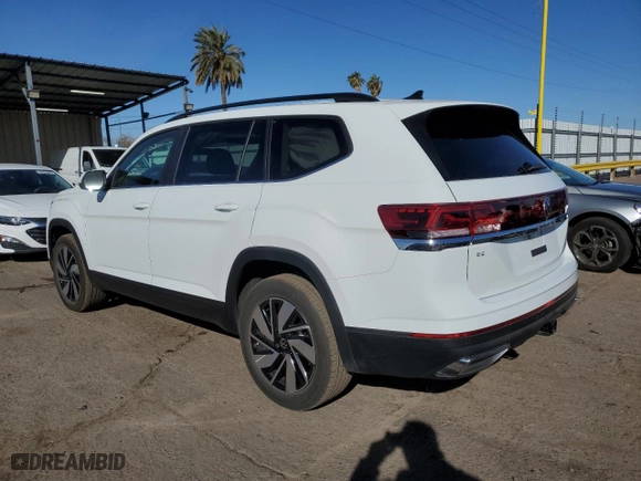 2025 Volkswagen Atlas 2.0T SE w/Technology with VIN 1V2WR2CA0SC507268, listed as a Copart auction lot 42535675 with 5,310 mi miles and Clean Title. Bid and sale history available at carsss.com. Image 2.