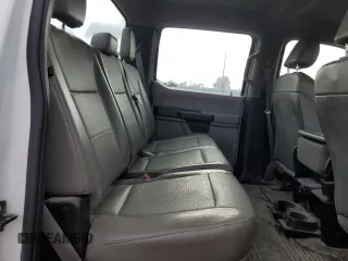 2018 Ford Super Duty F-250 SRW XL with VIN 1FT7W2B68JEB04718, listed as a Copart auction lot 89034645 with 276,292 mi miles and Salvage Title. Bid and sale history available at carsss.com. Image 10.