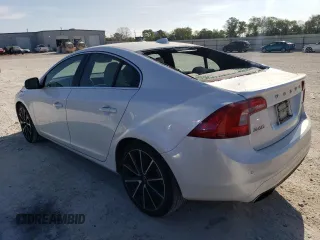 2016 Volvo S60 T5 Drive-E Premier with VIN YV126MFK0G2392154, listed as a Copart auction lot 70422113 with 45,626 mi miles. Bid and sale history available at carsss.com. Image 2.