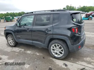 2022 Jeep Renegade Latitude with VIN ZACNJDB12NPN70337, listed as a Copart auction lot 59698525 with 45,255 mi miles and Salvage title. Bid and sale history available at DreamBid. Image 2.