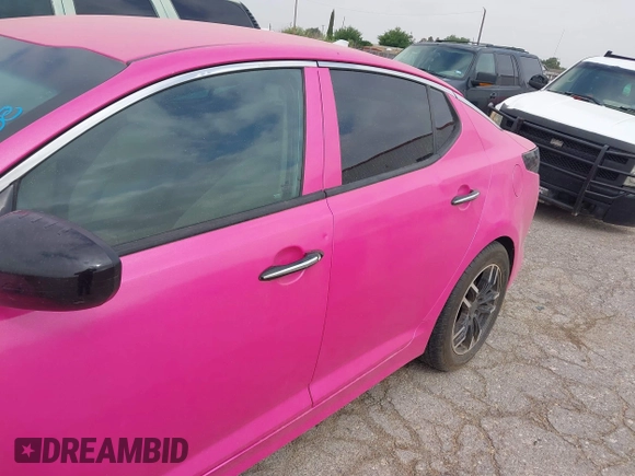 2014 Kia Optima LX z VIN KNAGM4A77E5453187, wystawiony jako IAAI lot #42357588 z przebiegiem 162 501 mil mil oraz . Historia ofert i sprzedaży dostępna na DreamBid. Obrazek 6.