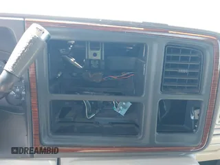 2004 Cadillac Escalade EXT z VIN 3GYEK62NX4G127782, wystawiony jako IAAI lot #42320908 z przebiegiem 271 625 mil mil oraz . Historia ofert i sprzedaży dostępna na DreamBid. Obrazek 6.