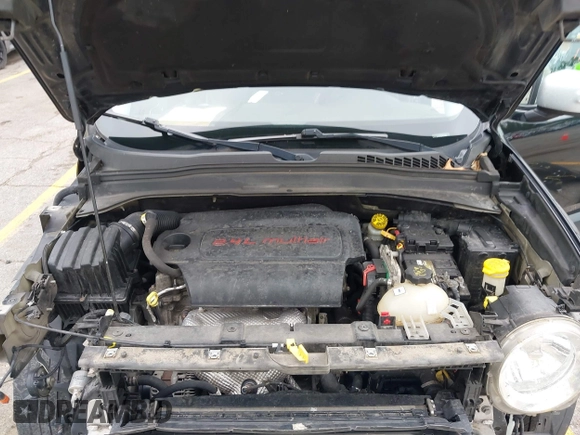 2016 Jeep Renegade Limited с VIN ZACCJBDT3GPC60522, выставлен на аукционе IAAI как лот 42591533 с пробегом 177 031 миль миль и . История ставок и продаж доступна на DreamBid. Изображение 10.