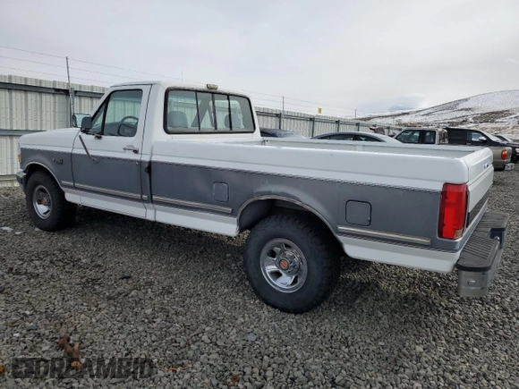 1992 Ford F-150 with VIN 2FTEF15N9NCA40415, listed as a Copart auction lot 45766055 with 179,713 mi miles and Clean Title. Bid and sale history available at carsss.com. Image 2.