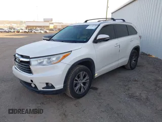 2014 Toyota Highlander XLE z VIN 5TDKKRFH9ES034849, wystawiony jako IAAI lot #41792720 z przebiegiem 171 521 mil mil oraz . Historia ofert i sprzedaży dostępna na DreamBid. Obrazek 2.