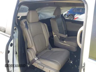 2019 Honda Odyssey Touring with VIN 5FNRL6H81KB068064, listed as a IAAI auction lot 41998072 with 83,280 mi miles. Bid and sale history available at carsss.com. Image 8.