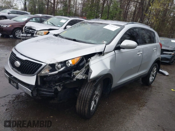 2014 Kia Sportage LX with VIN KNDPB3AC4E7582430, listed as a IAAI auction lot 41947229 with 140,680 mi miles. Bid and sale history available at carsss.com. Image 2.