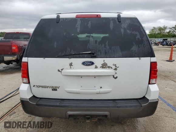 2004 Ford Expedition Special Service with VIN 1FMEU15W04LB07353, listed as a Copart auction lot 58019895 with 230,542 mi miles and Salvage title. Bid and sale history available at DreamBid. Image 6.