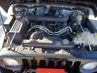 2004 Jeep Wrangler Rubicon with VIN 1J4FA69S74P785297, listed as a Copart auction lot 47332944 with 61,323 mi miles and Salvage Title. Bid and sale history available at carsss.com. Image 11.