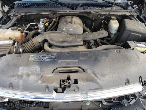2004 Chevrolet Tahoe LS with VIN 1GNEC13V24R305650, listed as a Copart auction lot 44187625 with 82,000 mi miles and Salvage Title. Bid and sale history available at carsss.com. Image 12.