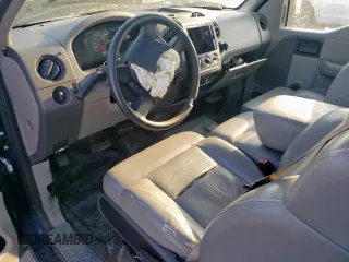 2008 Ford F-150 STX z VIN 1FTRX12W28FA07650, wystawiony jako Copart lot #53164385 z przebiegiem 816 505 mil mil oraz Szkoda całkowita • Salvage title. Historia ofert i sprzedaży dostępna na DreamBid. Obrazek 8.