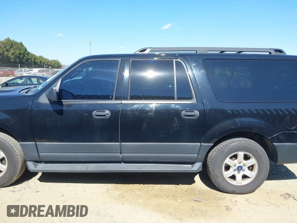 2017 Ford Expedition Max XL with VIN 1FMJK1GT5HEA27029, listed as a IAAI auction lot 41908026 with 124,203 mi miles and . Bid and sale history available at DreamBid. Image 14.