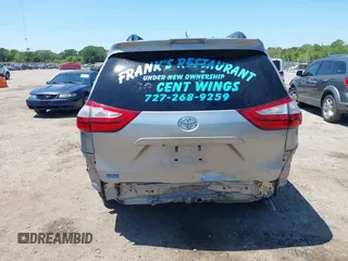 2018 Toyota Sienna LE Auto Access Seat with VIN 5TDKZ3DC0JS940186, listed as a IAAI auction lot 41991827 with 80,071 mi miles and . Bid and sale history available at DreamBid. Image 17.