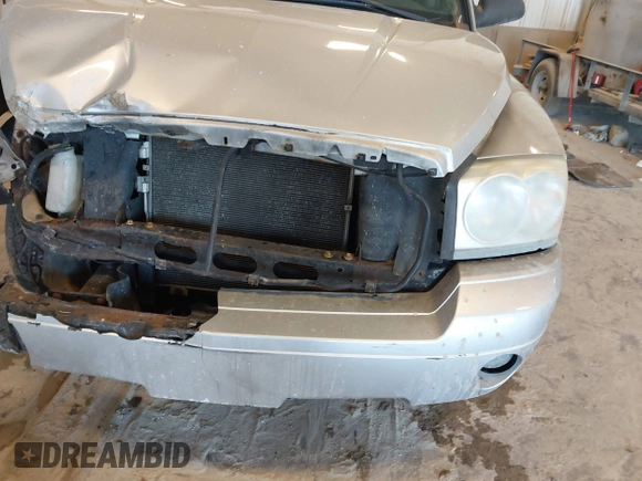 2006 Dodge Dakota SLT with VIN 1D7HW48N46S600256, listed as a IAAI auction lot 41442535 with 184,283 mi miles and . Bid and sale history available at carsss.com. Image 6.