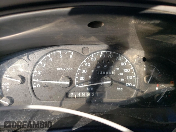 1998 Ford Explorer Sport z VIN 1FMYU24E7WUC67478, wystawiony jako Copart lot #74625604 z przebiegiem 239 888 mil mil oraz Szkoda całkowita • Salvage title. Historia ofert i sprzedaży dostępna na DreamBid. Obrazek 9.