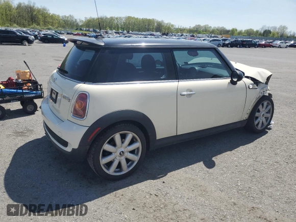 2008 MINI Hardtop S with VIN WMWMF73558TT89662, listed as a Copart auction lot 55200495 with Not Provided miles and Salvage Title. Bid and sale history available at DreamBid. Image 3.