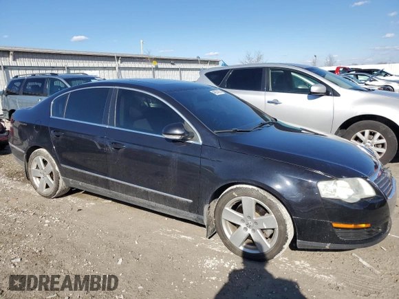 2008 Volkswagen Passat Komfort z VIN WVWAK73C48E124087, wystawiony jako Copart lot #46674665 z przebiegiem 128 004 mil mil oraz Szkoda całkowita • Salvage title. Historia ofert i sprzedaży dostępna na DreamBid. Obrazek 4.