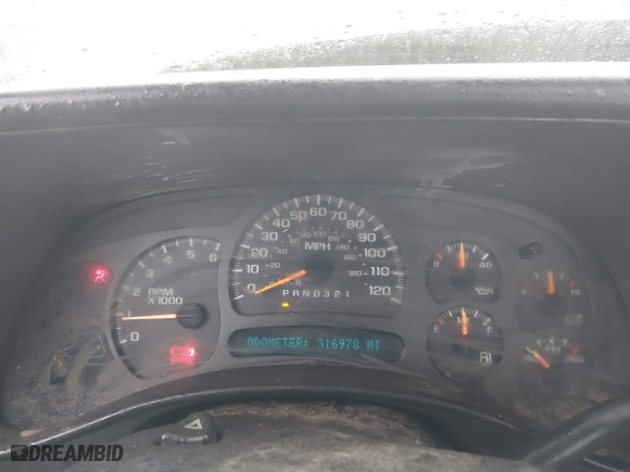 2006 Chevrolet Silverado 1500 Work Truck with VIN 1GCEC14VX6E115841, listed as a IAAI auction lot 41504420 with 316,978 mi miles. Bid and sale history available at carsss.com. Image 7.