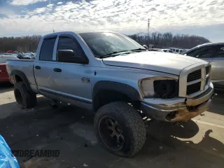 2007 Dodge Ram 2500 SLT with VIN 1D7KS28C87J535598, listed as a Copart auction lot 44952255 with 323,497 mi miles and Salvage Title. Bid and sale history available at carsss.com. Image 4.