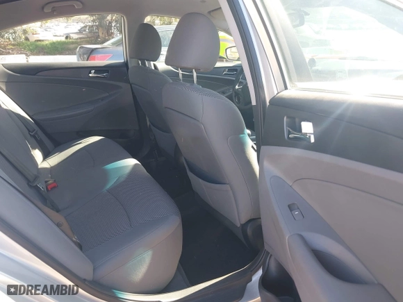 2013 Hyundai Sonata GLS with VIN 5NPEB4AC9DH519329, listed as a IAAI auction lot 42013863 with 102,835 mi miles. Bid and sale history available at carsss.com. Image 8.
