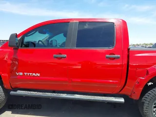 2011 Nissan Titan Pro-4X z VIN 1N6BA0ECXBN317554, wystawiony jako IAAI lot #42310942 z przebiegiem 152 264 mil mil oraz . Historia ofert i sprzedaży dostępna na DreamBid. Obrazek 14.