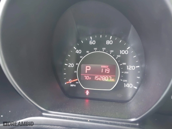 2014 Kia Soul with VIN KNDJN2A21E7740947, listed as a IAAI auction lot 41893763 with 152,807 mi miles. Bid and sale history available at carsss.com. Image 7.