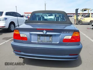 2001 BMW 3 Series 325Ci with VIN WBABS33481JY57209, listed as a IAAI auction lot 41895588 with 1 mi miles. Bid and sale history available at carsss.com. Image 16.