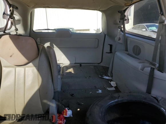 2006 Chrysler Town & Country LWB Touring with VIN 2A4GP54L66R689045, listed as a Copart auction lot 77197064 with 301,778 mi miles and Salvage Title. Bid and sale history available at carsss.com. Image 10.