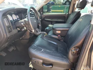 2005 Dodge 3500 SLT z VIN 3D7LS38C25G846937, wystawiony jako Copart lot #56411475 z przebiegiem 60 823 mil mil oraz Szkoda całkowita • Salvage title. Historia ofert i sprzedaży dostępna na DreamBid. Obrazek 7.