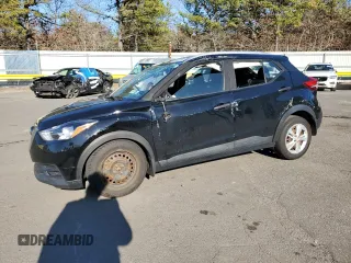 2018 Nissan Kicks S with VIN 3N1CP5CU9JL537963, listed as a Copart auction lot 51383295 with 81,856 mi miles and Salvage Title. Bid and sale history available at carsss.com. Image 1.
