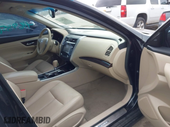 2014 Nissan Altima SL with VIN 1N4AL3AP5EN211669, listed as a IAAI auction lot 41698563 with 116,612 mi miles and . Bid and sale history available at DreamBid. Image 5.