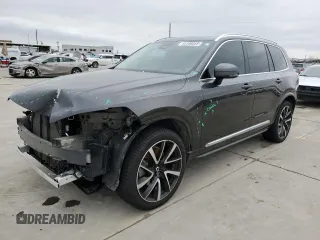2023 Volvo XC90 Plus z VIN YV40621N7P1904739, wystawiony jako Copart lot #45166055 z przebiegiem 50 223 mil mil oraz Szkoda całkowita • Salvage title. Historia ofert i sprzedaży dostępna na DreamBid. Obrazek 1.