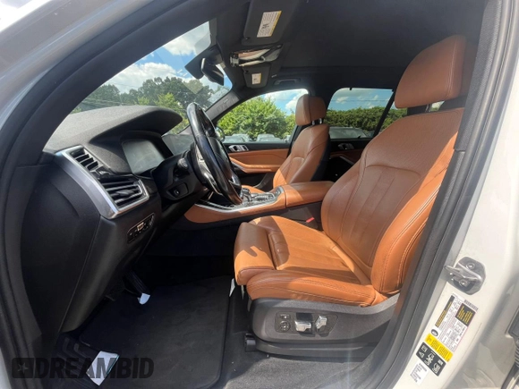 2019 BMW X5 xDrive40i with VIN 5UXCR6C55KLK80009, listed as a Copart auction lot 66447745 with 98,821 mi miles and Clean title. Bid and sale history available at DreamBid. Image 7.
