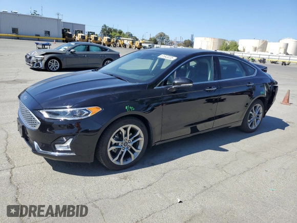 2020 Ford Fusion Titanium z VIN 3FA6P0RU3LR231920, wystawiony jako Copart lot #61643035 z przebiegiem 55 855 mil mil oraz Szkoda całkowita • Salvage title. Historia ofert i sprzedaży dostępna na DreamBid. Obrazek 1.