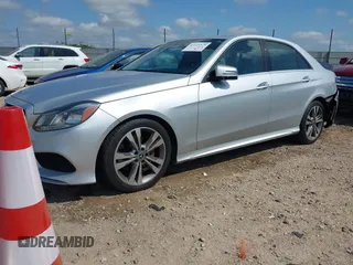 2014 Mercedes-Benz E 350 Sport with VIN WDDHF5KB4EA973595, listed as a IAAI auction lot 42125379 with 162,320 mi miles and . Bid and sale history available at DreamBid. Image 17.