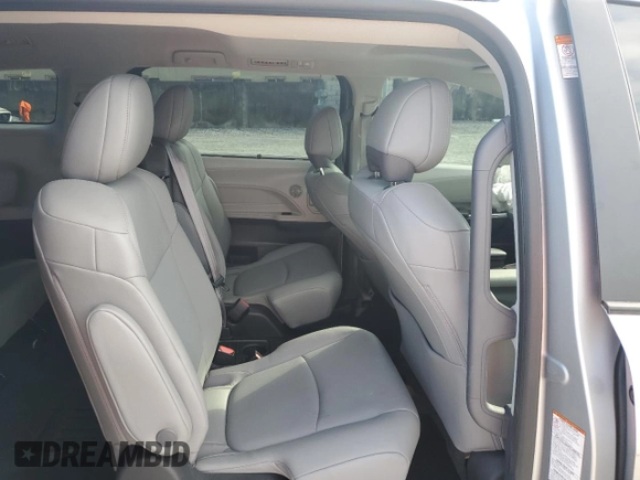 2022 Toyota Sienna XLE with VIN 5TDYRKECXNS116933, listed as a Copart auction lot 75859424 with 45,732 mi miles and Salvage Title. Bid and sale history available at carsss.com. Image 11.