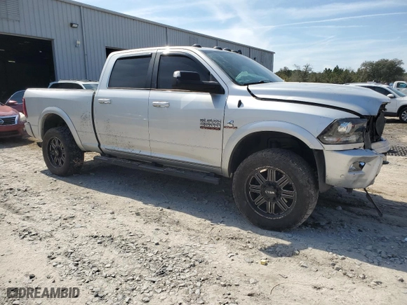 2018 Ram 2500 Laramie with VIN 3C6UR5FL8JG115309, listed as a Copart auction lot 46989935 with 115,204 mi miles and Salvage Title. Bid and sale history available at carsss.com. Image 4.