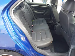 2008 Volkswagen Jetta SE with VIN 3VWRM71K98M141627, listed as a IAAI auction lot 42264826 with 204,525 mi miles and . Bid and sale history available at DreamBid. Image 8.