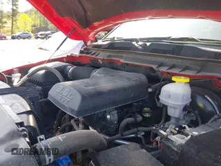 2023 Ram 1500 SLT z VIN 1C6RR7LG2PS517868, wystawiony jako IAAI lot #41983544 z przebiegiem 41 351 mil mil oraz . Historia ofert i sprzedaży dostępna na DreamBid. Obrazek 10.